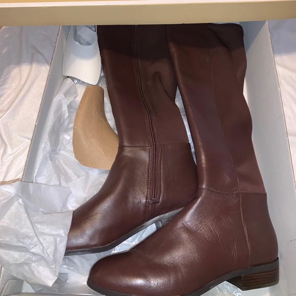 Michael Kors boots - Picture 2 of 5
